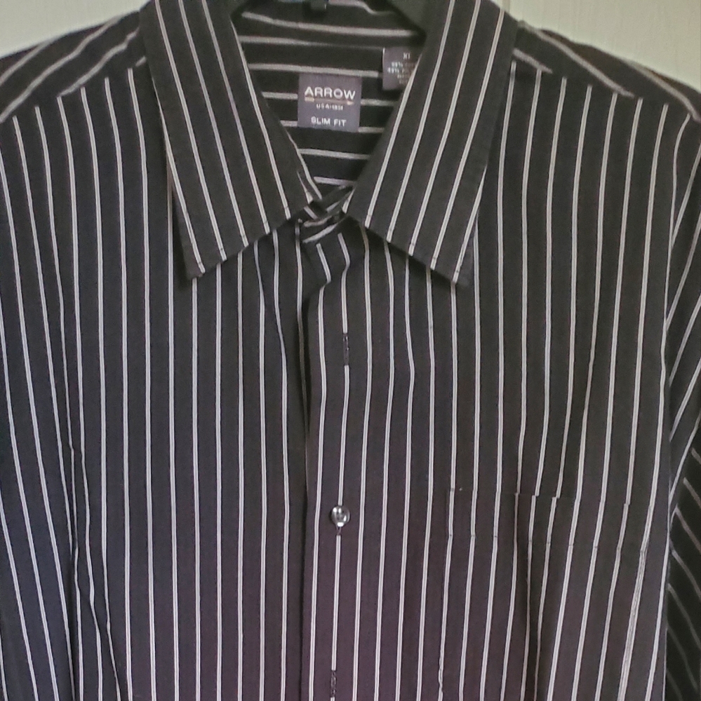 *Arrow long sleeve dress shirt - Picture 1 of 2